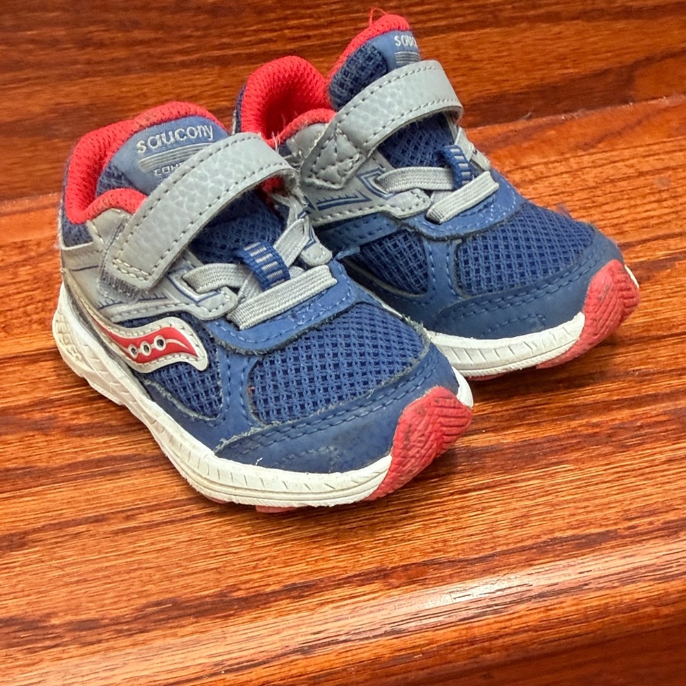 Saucony Kids Navy and Red Sneakers